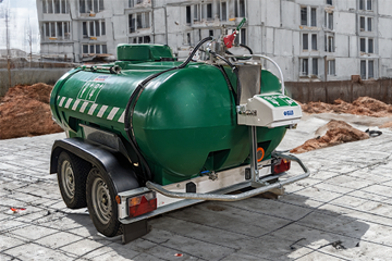 Hughes 1200L mobile safety shower and eye wash station on a construction site 